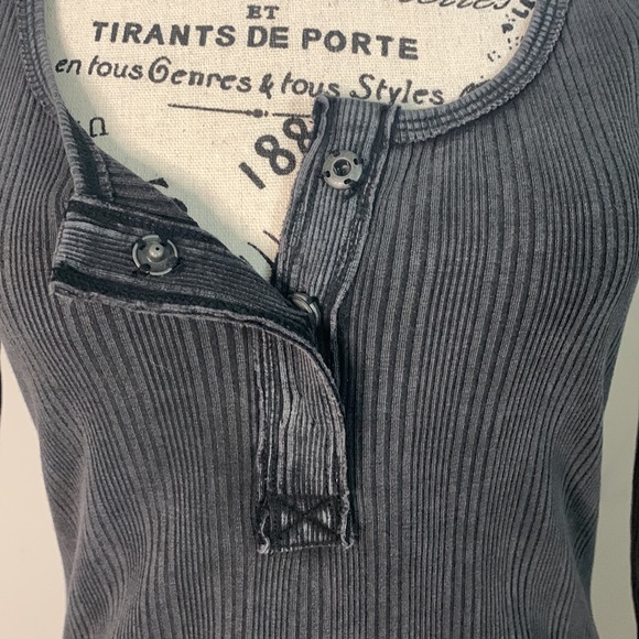 We the Free Women's gray ribbed stretchy fitted Long Sleeve Top Size: M NWOT - Picture 5 of 11